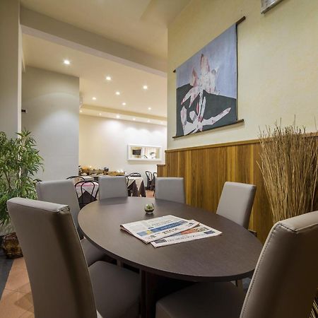 Hotel Est Piombino Buitenkant foto