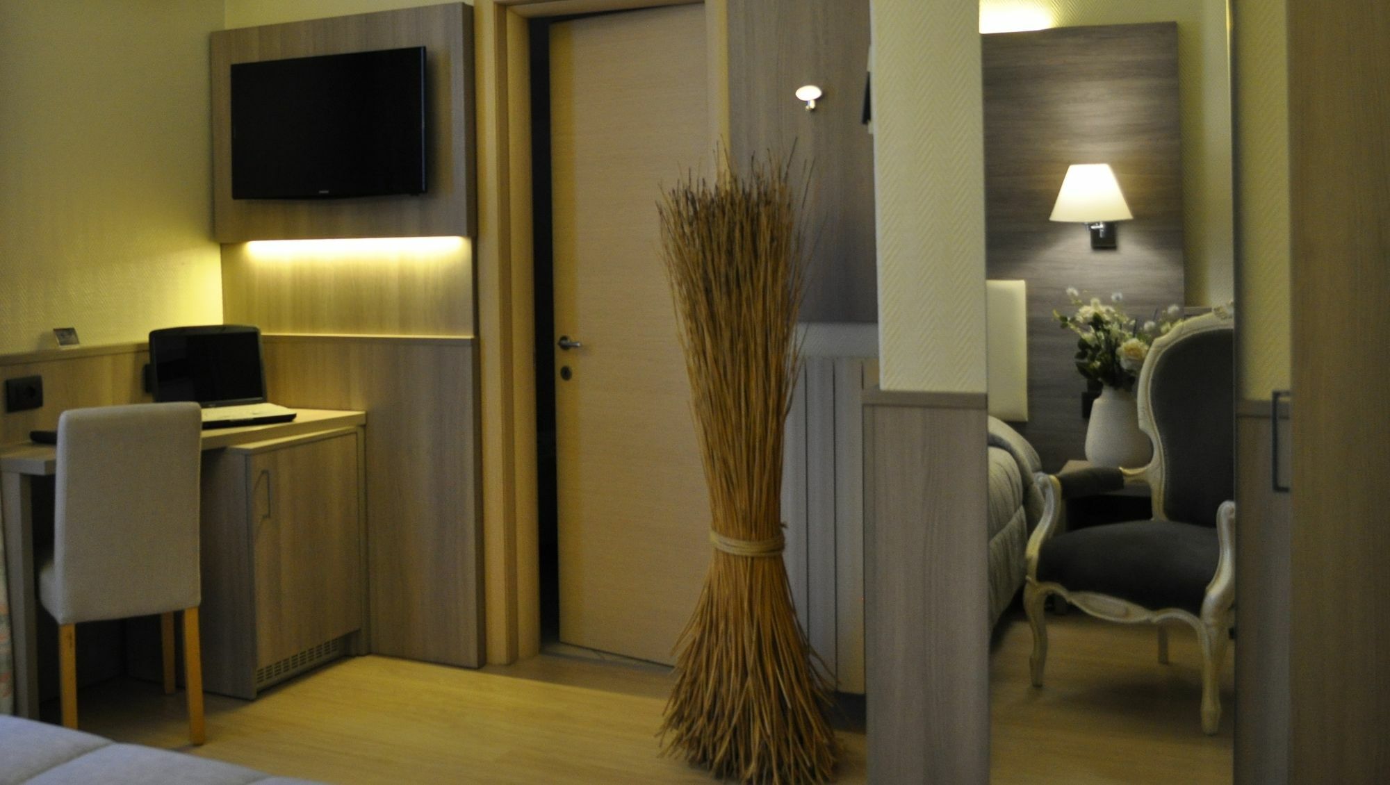Hotel Est Piombino Buitenkant foto